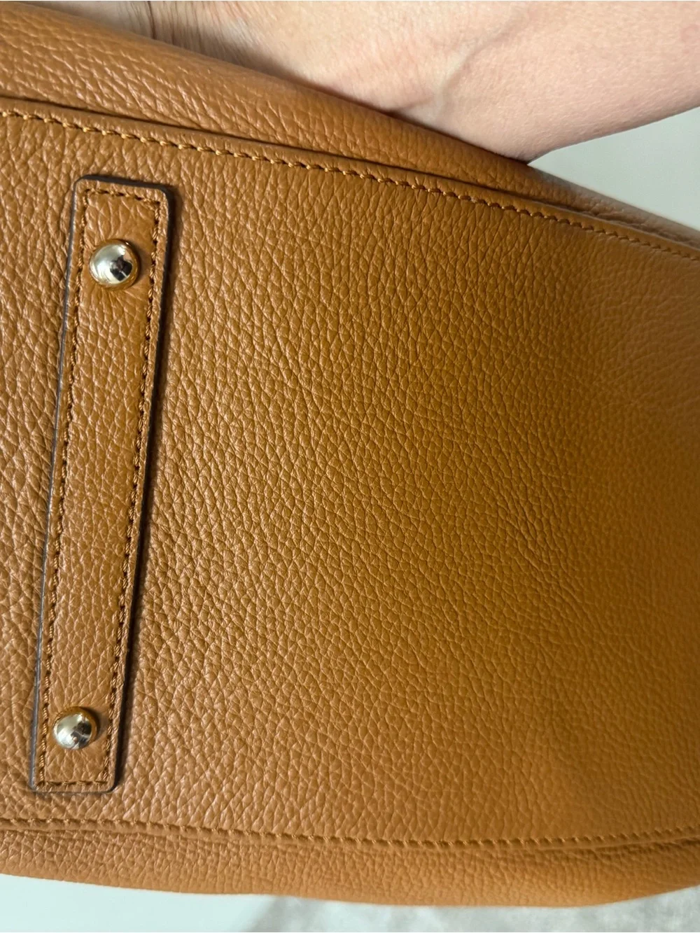 Like New Dooney & Bourke Camel Brown Leather Tote with Front Clip